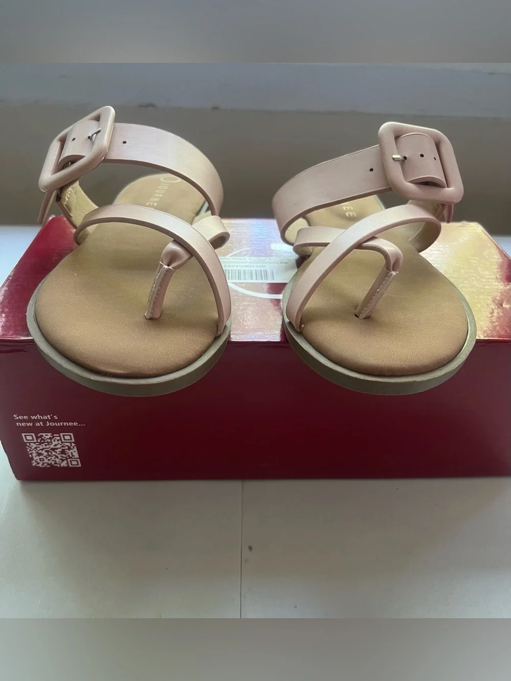 Journee Collection step into
